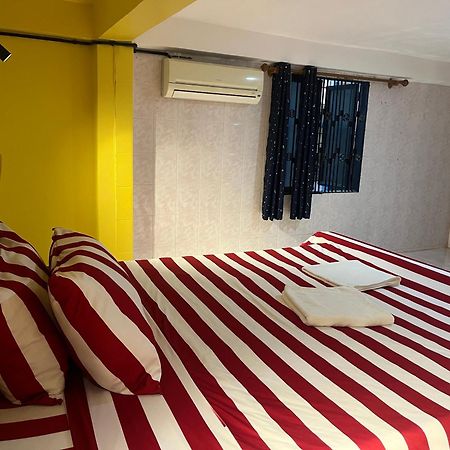 Por Chey Hotell Battambang Exteriör bild